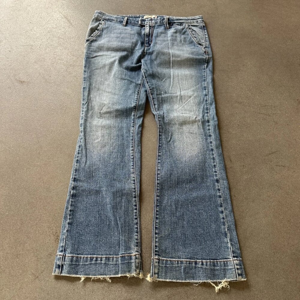 Vintage Levis Denim Trouser Womens 12M Kick Hem Flare Jeans Light Wash 90s y2k